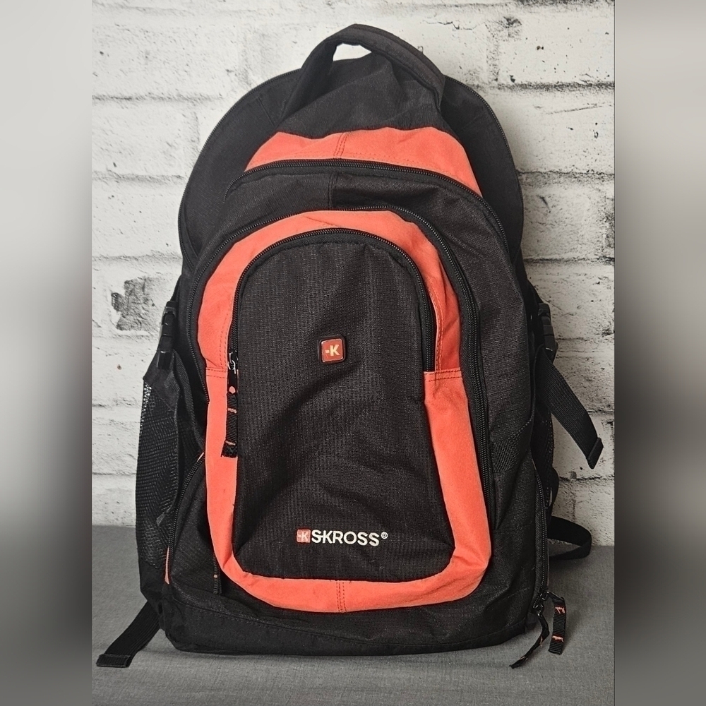 SKROSS Red Black Deluxe Travel Backpack Laptop Compartment OS
